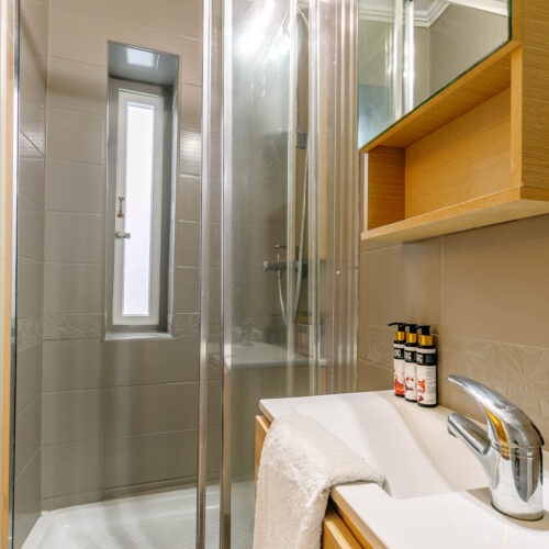 Venetian Well Apartment