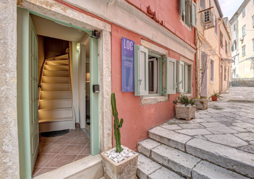 Venetian Well Studio