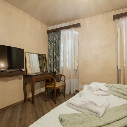 Skalinada Apartment with Penthouse